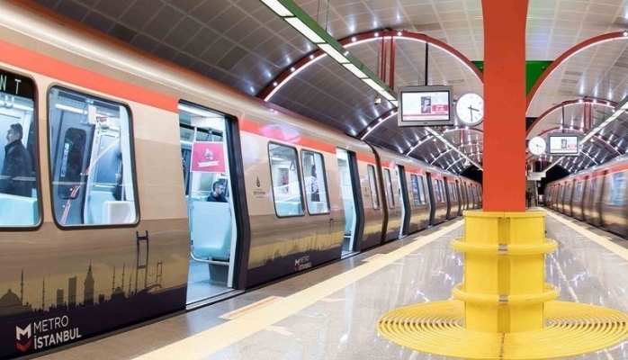 İstanbul'da gece metrosunu kaç kişi kullandı?