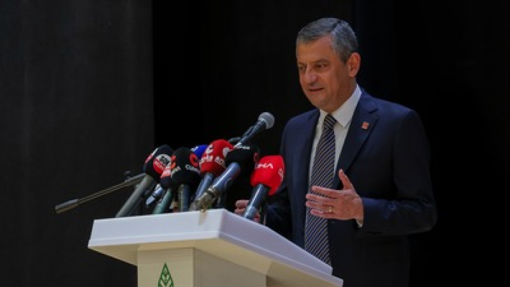 Özel, “Gerekirse ölümü göze alacağız.” diyerek muhalefete çağrı yaptı