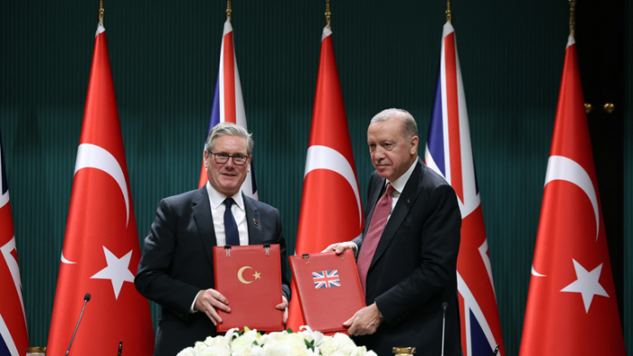 Türkiye ile İngiltere Arasında Eurofighter Typhoon Anlaşması İmzalandı