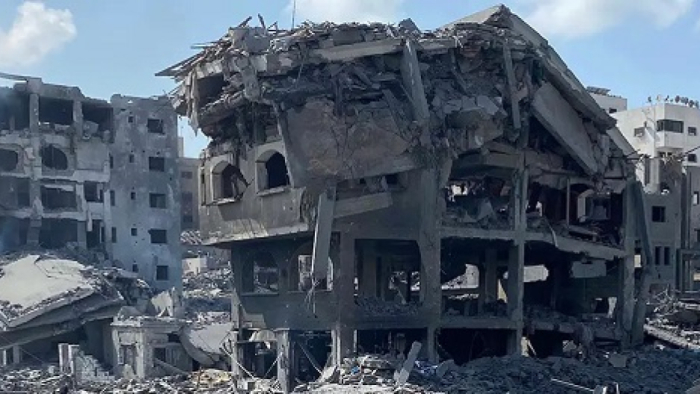 Gazze’de can kaybı 70 bini aşarken yıkım genişliyor