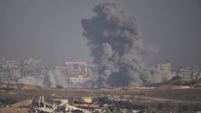 İsrail’den Gazze’de hastaneye çifte saldırı: En az 20 ölü