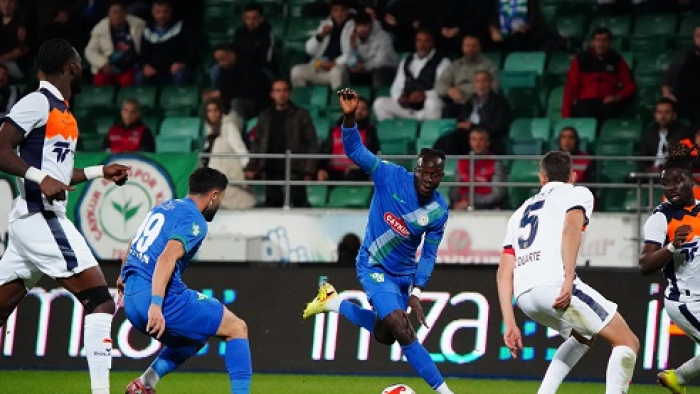 Rizespor ile Başakşehir puanları paylaştı